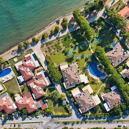 1 Bedroom Seafront Apart W/pool, Garden, Free Wifi Apartament *